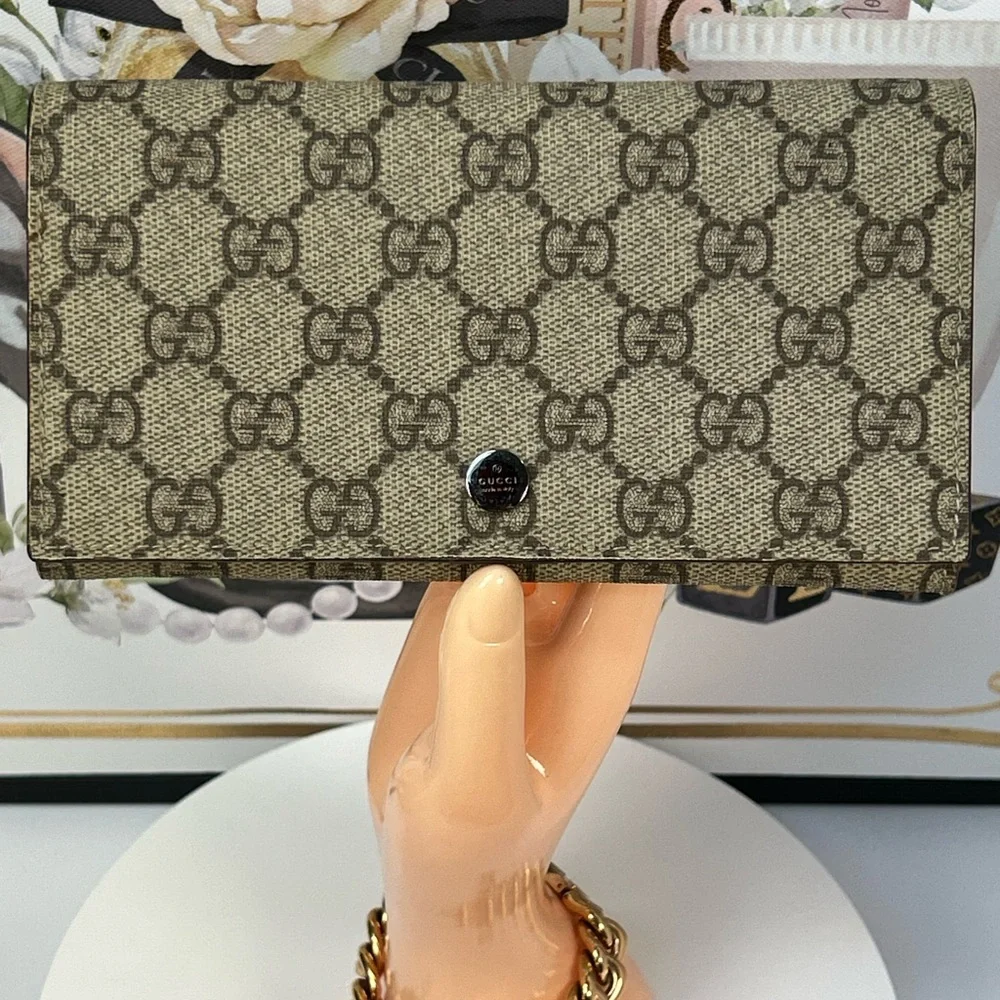 GUCCI GG Supreme Monogram Continental Wallet 😍🔥 - Picture 10 of 17